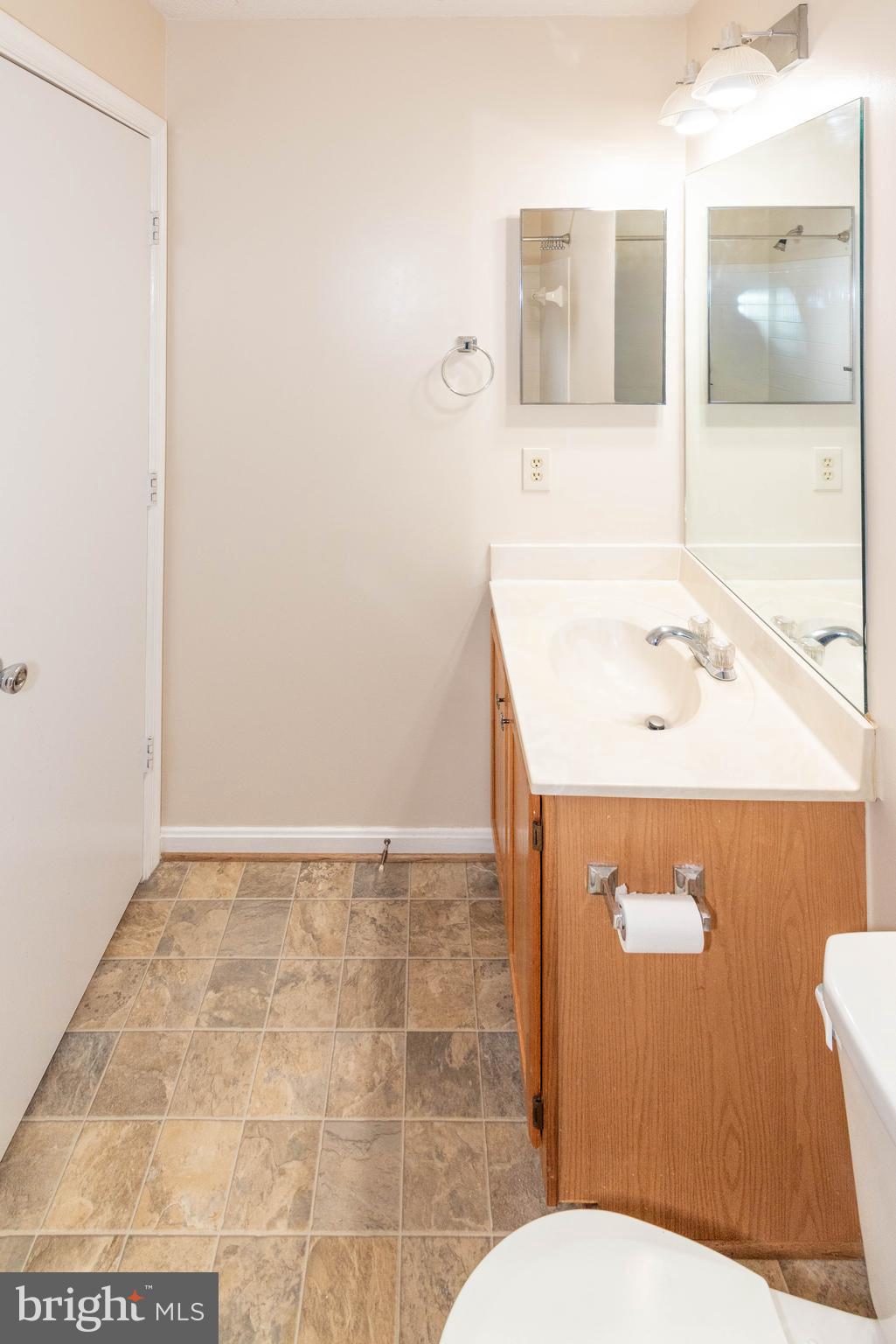 14201 Woolen Oak Court, Unit 932 Silver Spring, MD 20906 - Photo 14 of 20