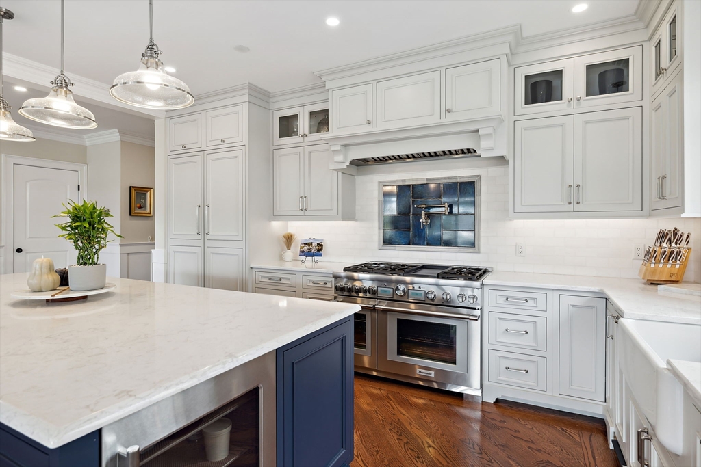 424 Monomoscoy Road Mashpee, MA 02649 - Photo 12 of 34