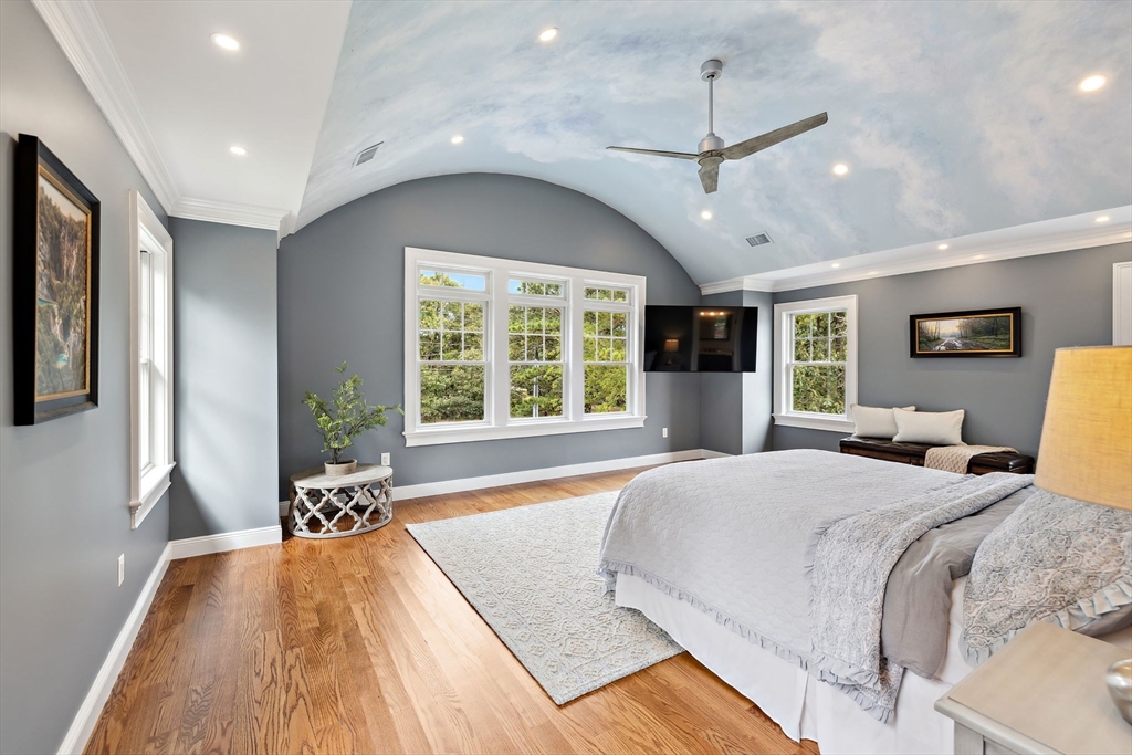 424 Monomoscoy Road Mashpee, MA 02649 - Photo 23 of 34