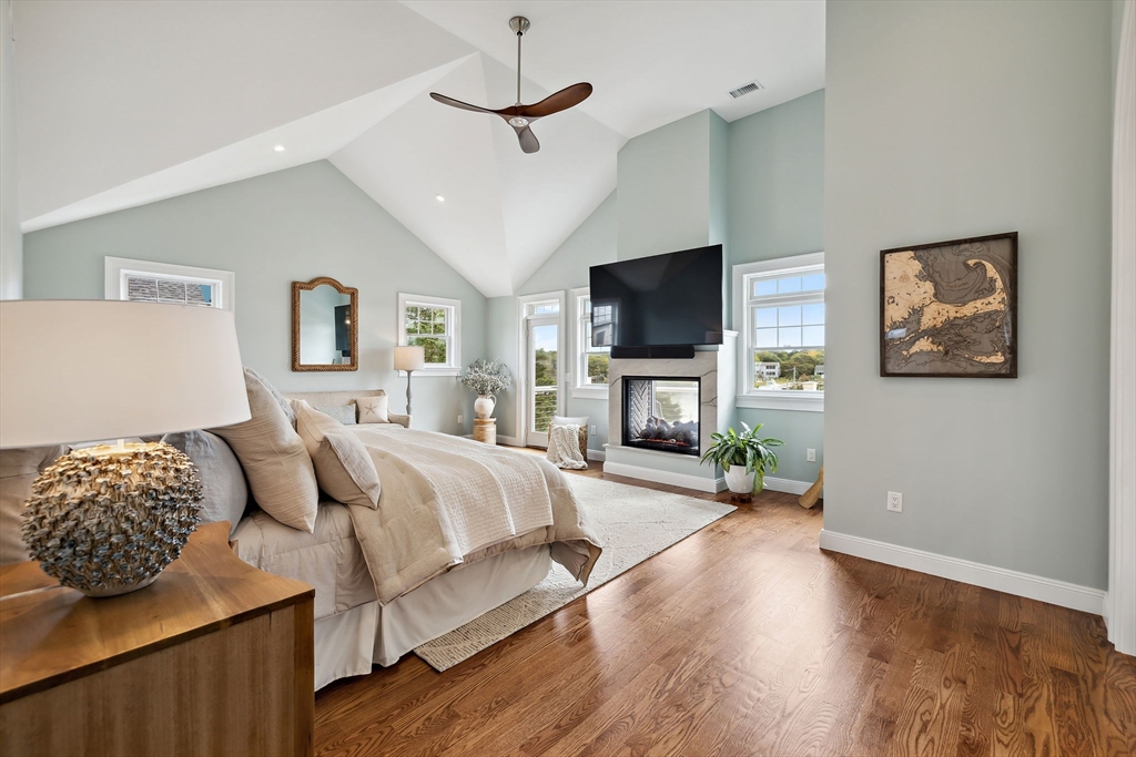 424 Monomoscoy Road Mashpee, MA 02649 - Photo 26 of 34