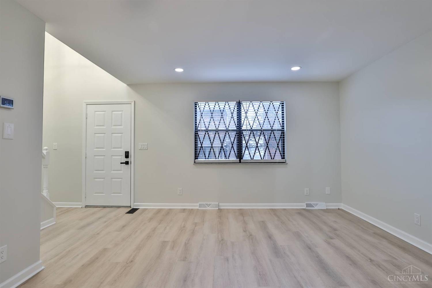 5640 Springdale Road Cincinnati, OH 45251 - Photo 15 of 38 Gallery Image 15