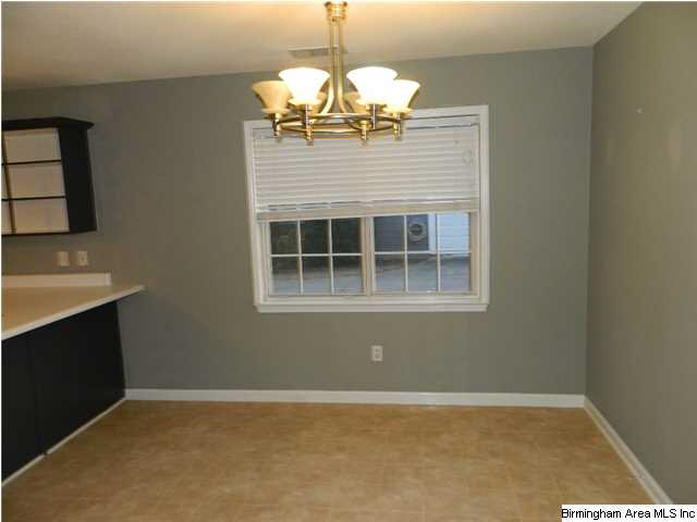 306 Mills Way Pelham, AL 35124 - Photo 7 of 16