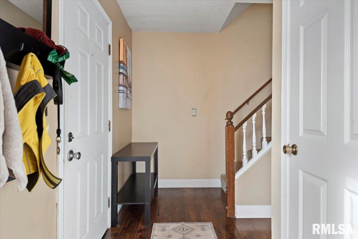 14 Sycamore Row, Unit 14 Springfield, IL 62702 - Photo 8 of 35