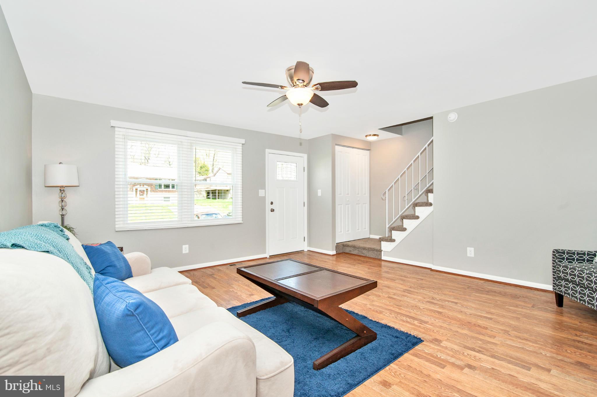 9925 Maidbrook Road Baltimore, MD 21234 - Photo 16 of 20 Living Room