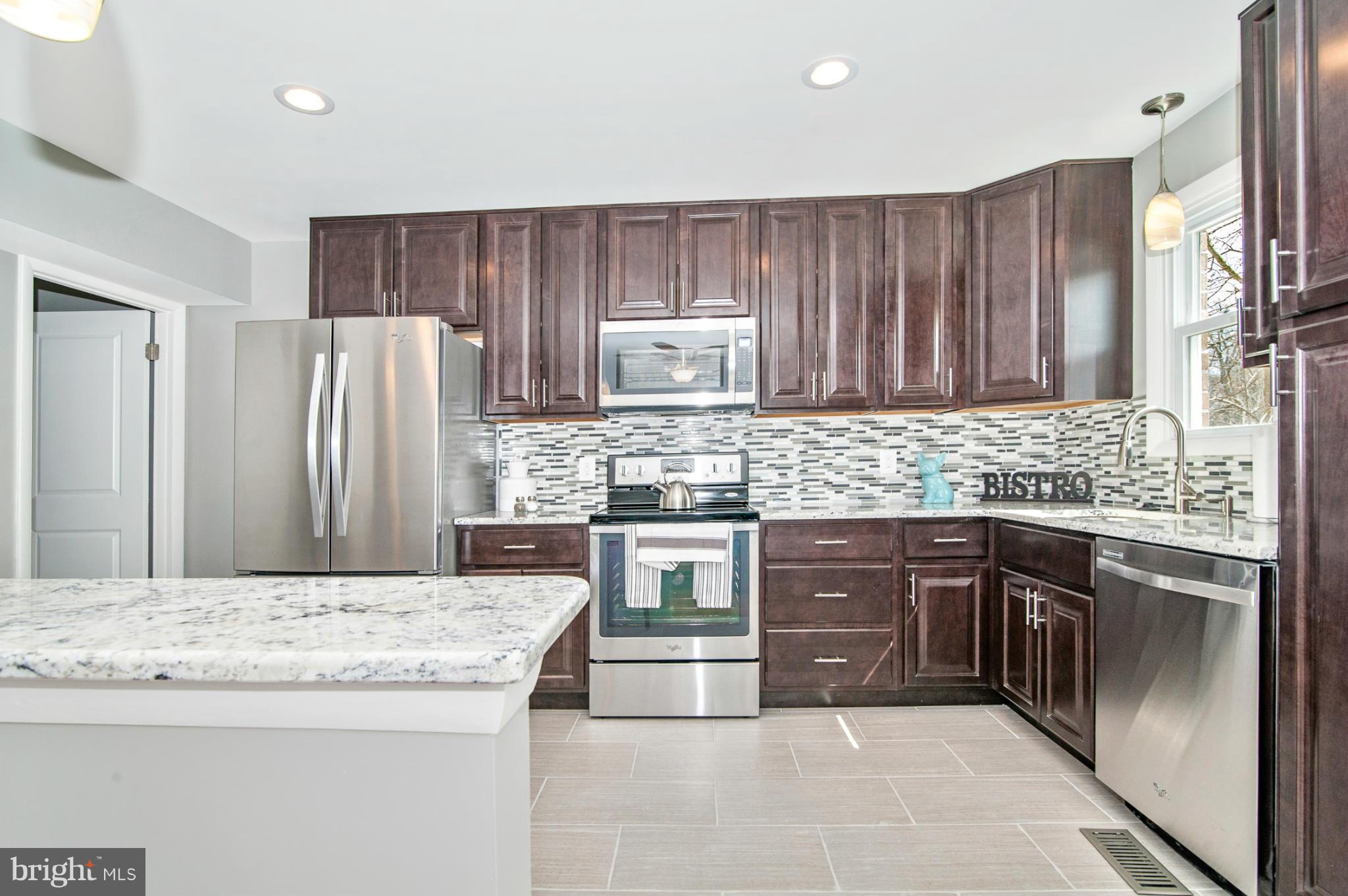 9925 Maidbrook Road Baltimore, MD 21234 - Photo 8 of 20 Kitchen