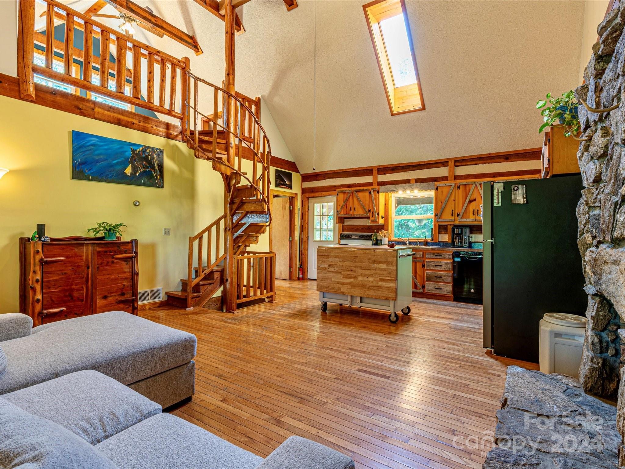 368 Poplar Gap Road Hot Springs, NC 28743 - Photo 6 of 48 Gallery Image 6