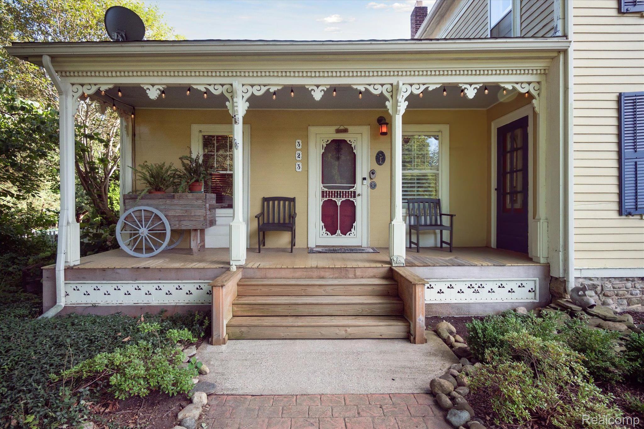 323 Benjamin Street Romeo, MI 48065 - Photo 5 of 56 Gallery Image 5