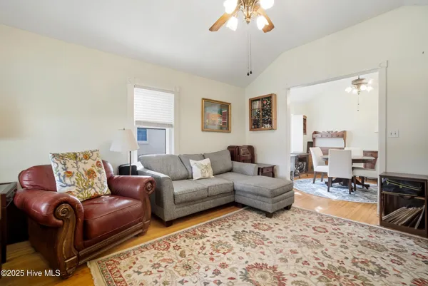 $219,000 | 907 West Queen Street, Edenton, NC 27932