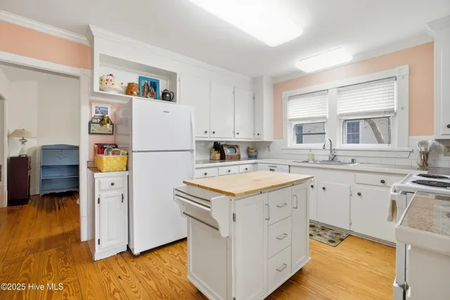 $219,000 | 907 West Queen Street, Edenton, NC 27932