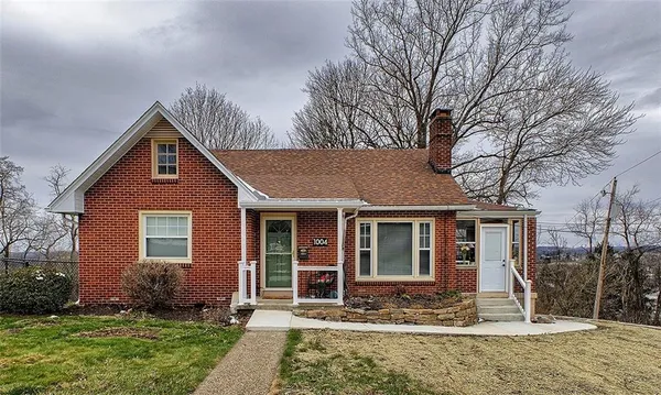 $275,000 | 1004 Hillcrest Drive, Greensburg, PA 15601