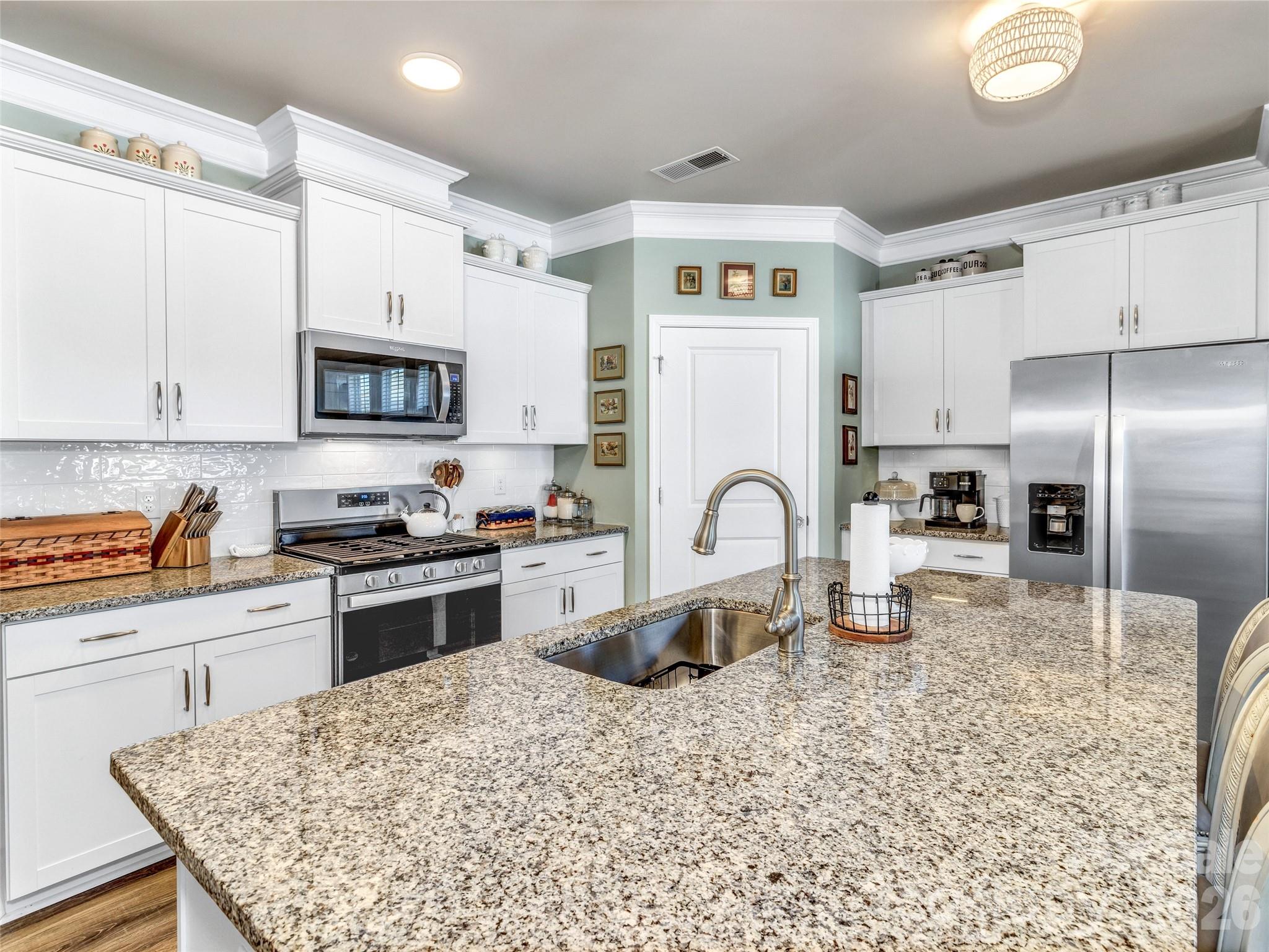 515 Fox Cove Road Hendersonville, NC 28792 - Photo 14 of 48