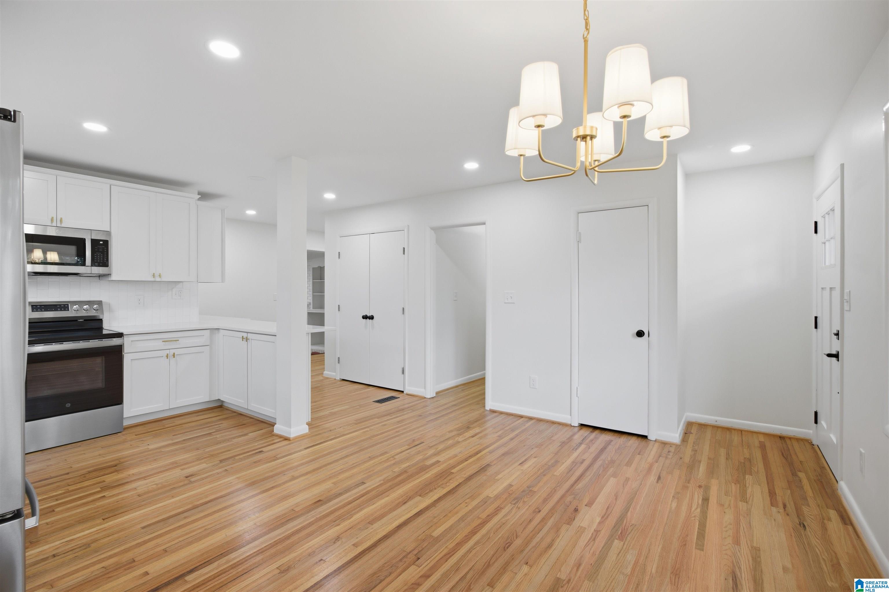 1005 Queensbury Road Birmingham, AL 35209 - Photo 6 of 29