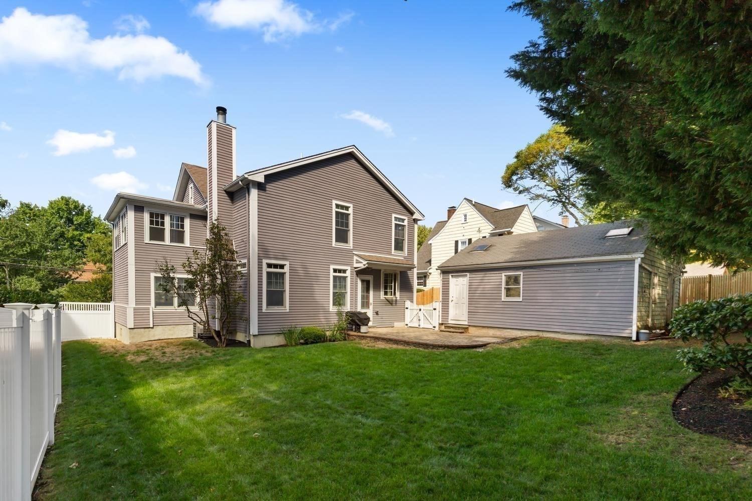 85 Robbins Road Watertown, MA 02472 - Photo 35 of 40 Gallery Image 35