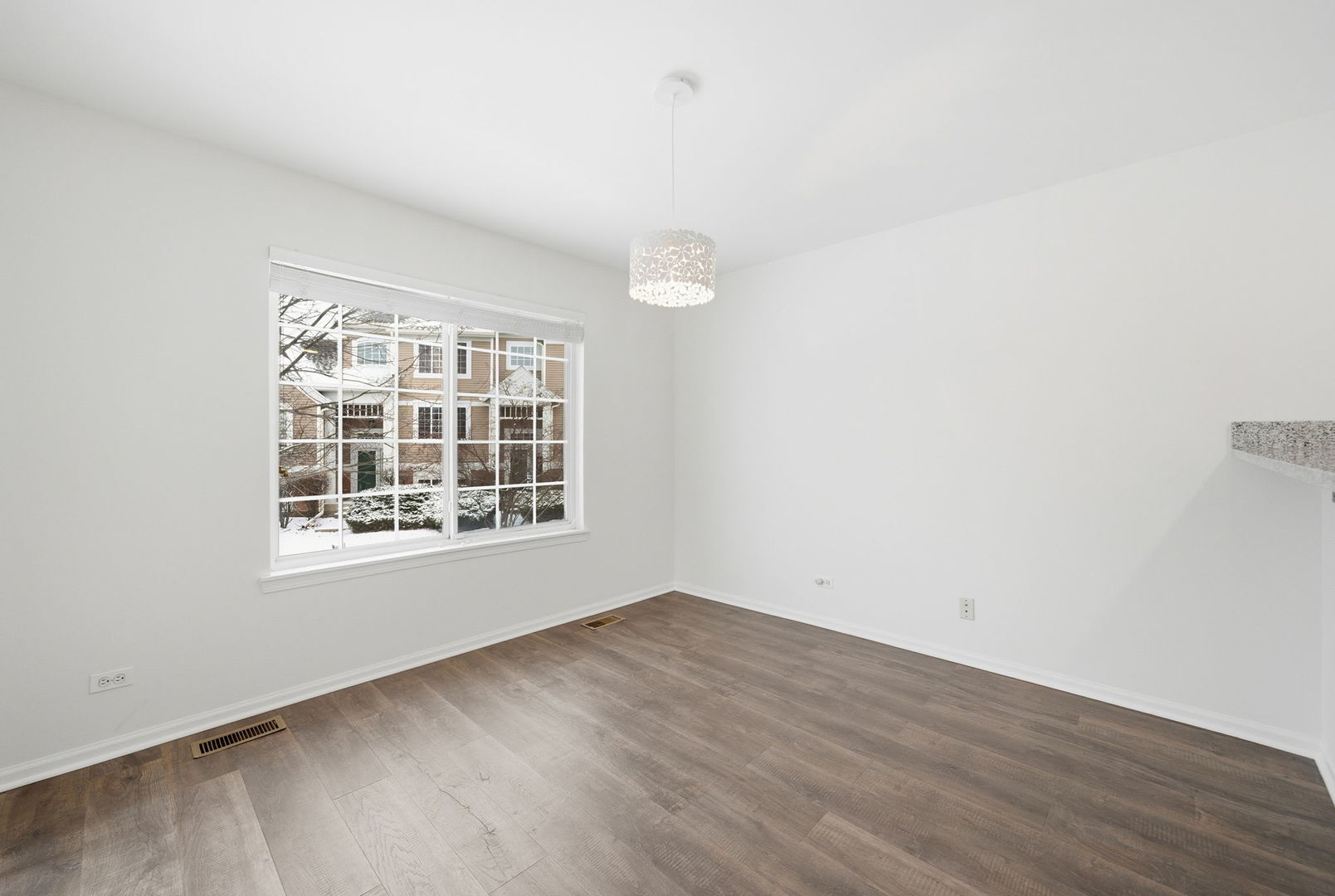 2330 Twilight Drive Aurora, IL 60503 - Photo 5 of 15