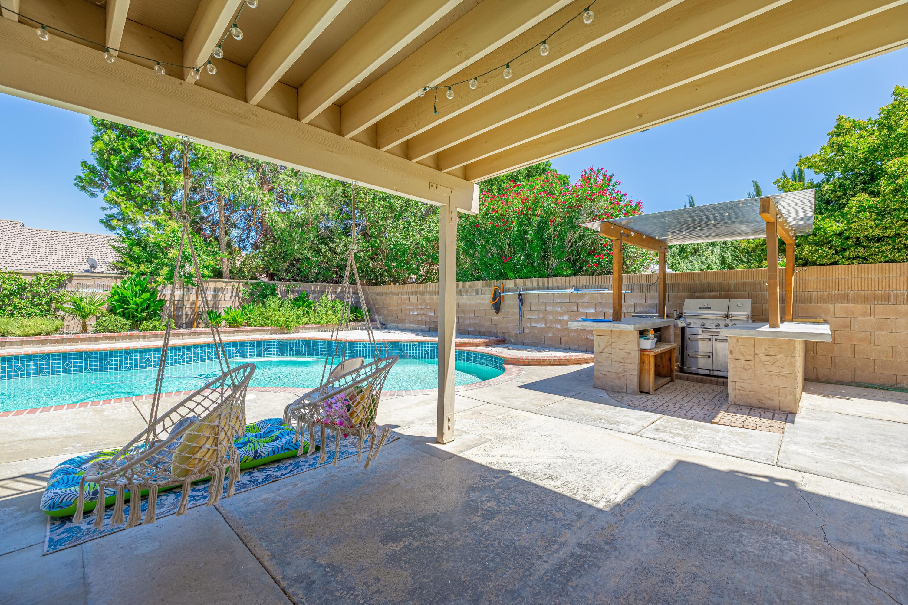 44044 Ruthron Avenue Lancaster, CA 93536 - Photo 29 of 42 JMY_1937-HDR