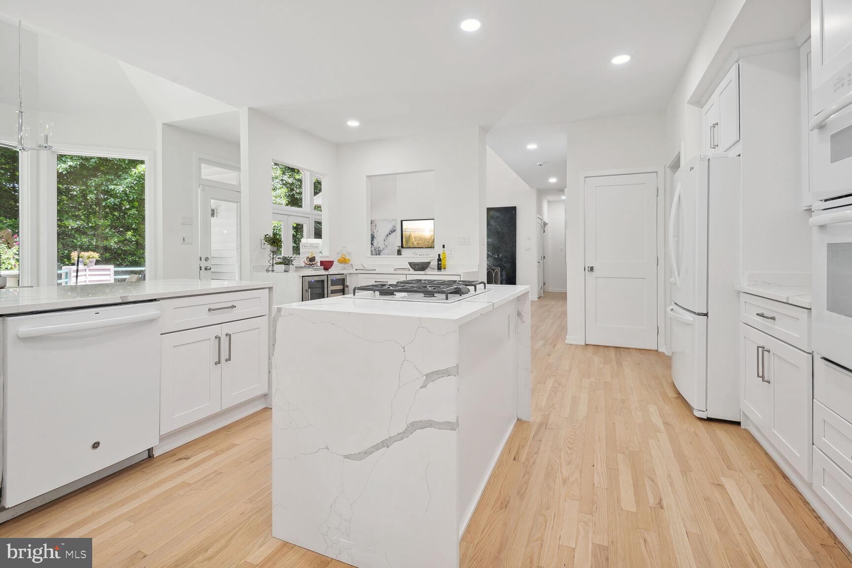 1113 Water Pointe Lane Reston, VA 20194 - Photo 16 of 79 Gallery Image 16