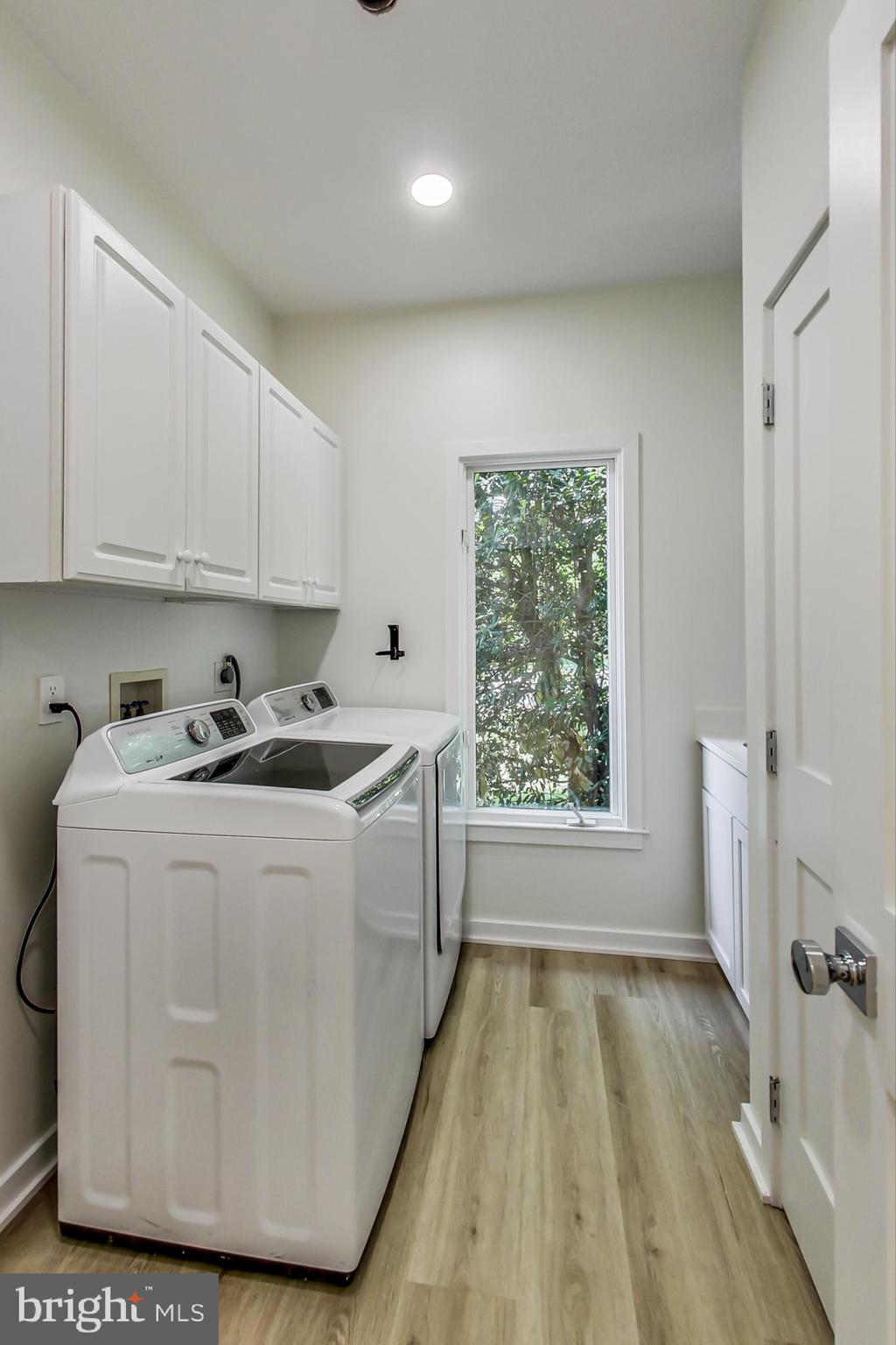 1113 Water Pointe Lane Reston, VA 20194 - Photo 29 of 79 Gallery Image 29
