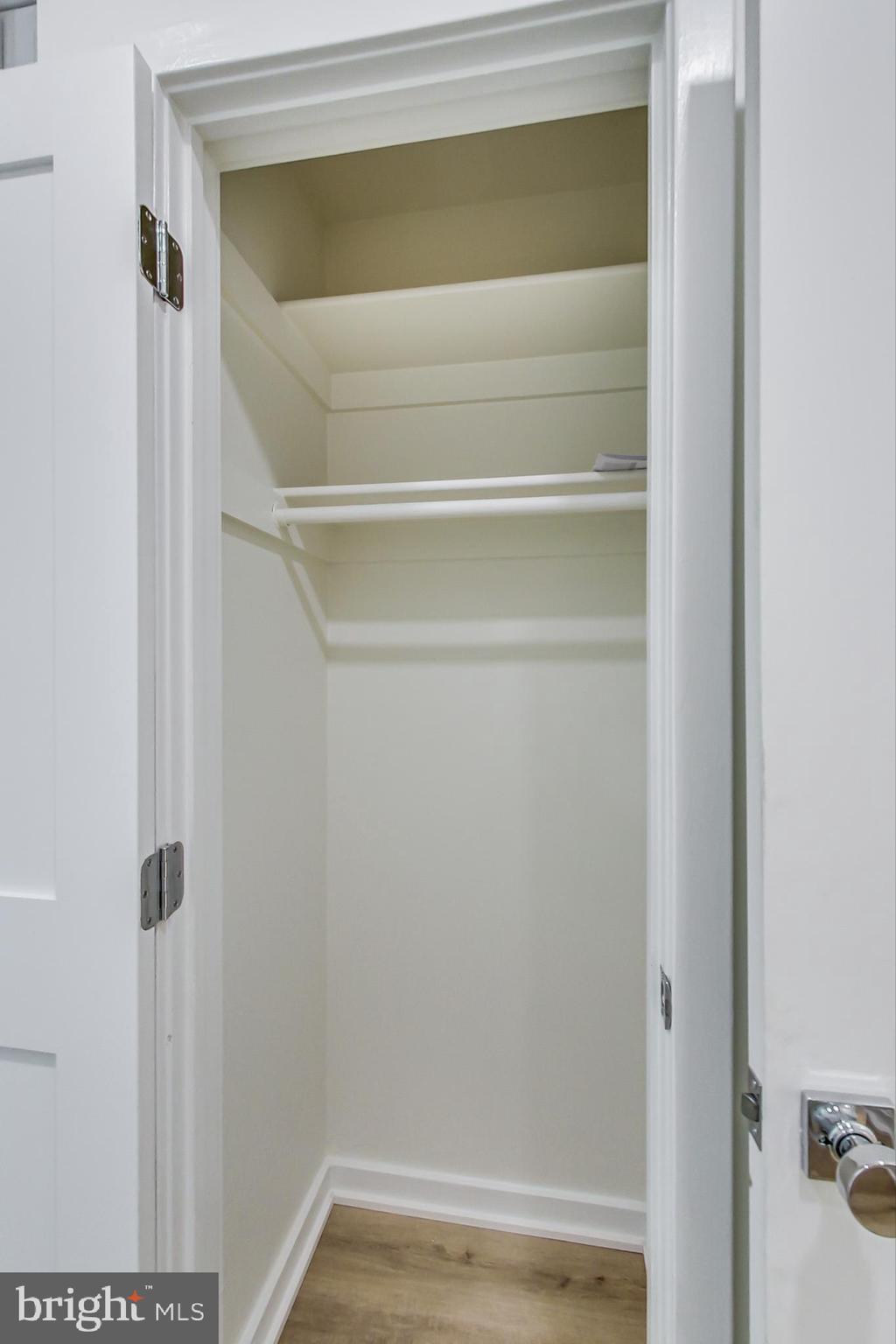 1113 Water Pointe Lane Reston, VA 20194 - Photo 30 of 79 Gallery Image 30