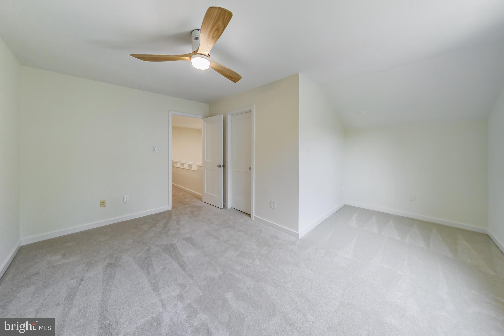 1113 Water Pointe Lane Reston, VA 20194 - Photo 42 of 79 Gallery Image 42
