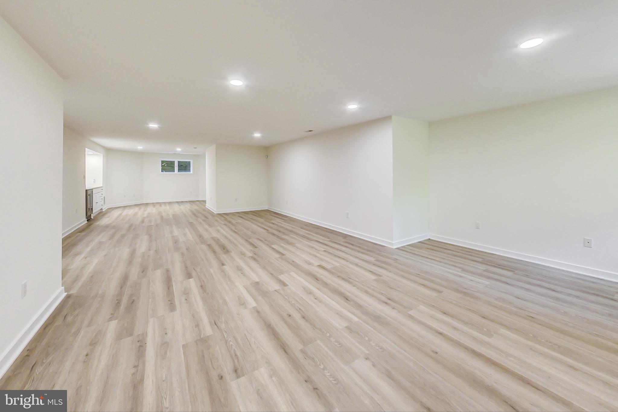 1113 Water Pointe Lane Reston, VA 20194 - Photo 49 of 79 Gallery Image 49