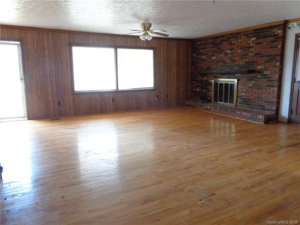 2075 Union Grove Road Lenoir, NC 28645 - Photo 2 of 8 Gallery Image 2