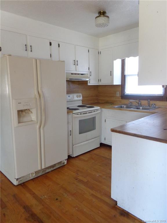 2075 Union Grove Road Lenoir, NC 28645 - Photo 4 of 8 Gallery Image 4
