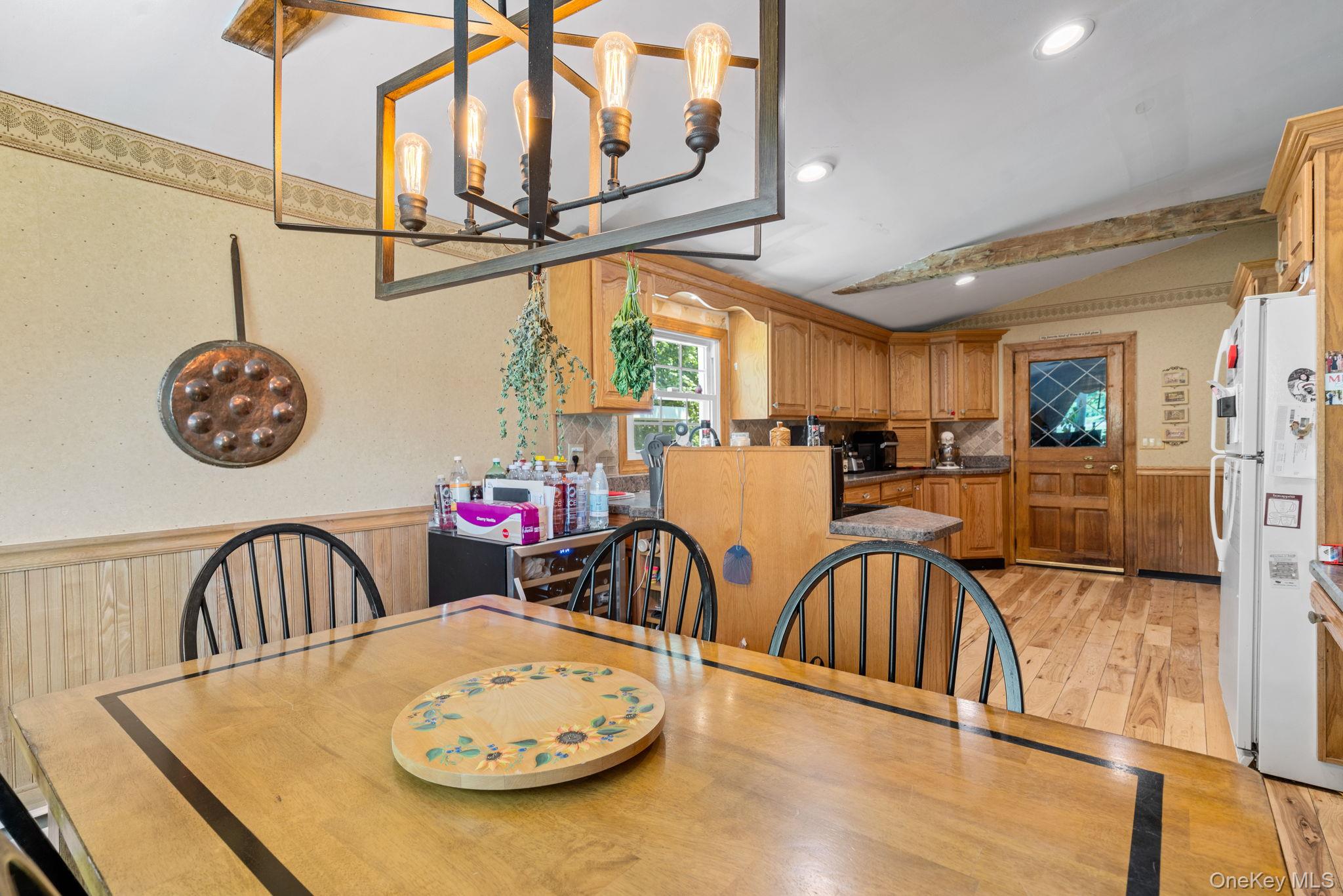 174 Hardenburgh Road Pine Bush, NY 12566 - Photo 4 of 50