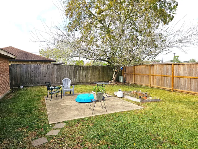 $278,000 | 17211 Heritage Bay Drive, Webster, TX 77598