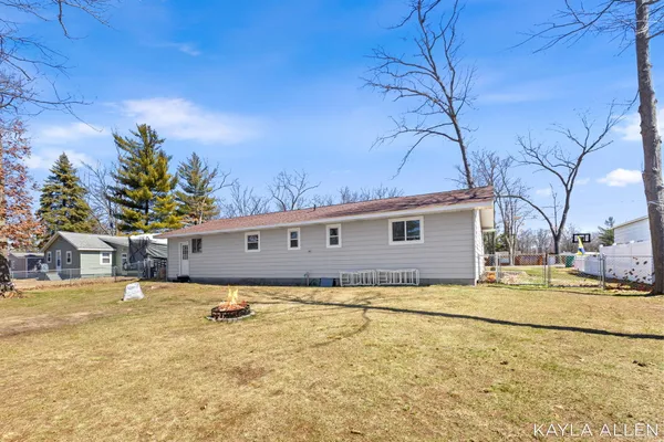 $205,000 | 127 Maple Bluff Avenue, Prudenville, MI 48651
