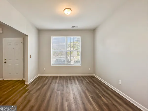 $2,175 | 230 Daisy Circle, McDonough, GA 30252