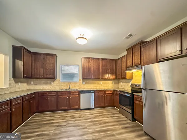 $2,175 | 230 Daisy Circle, McDonough, GA 30252