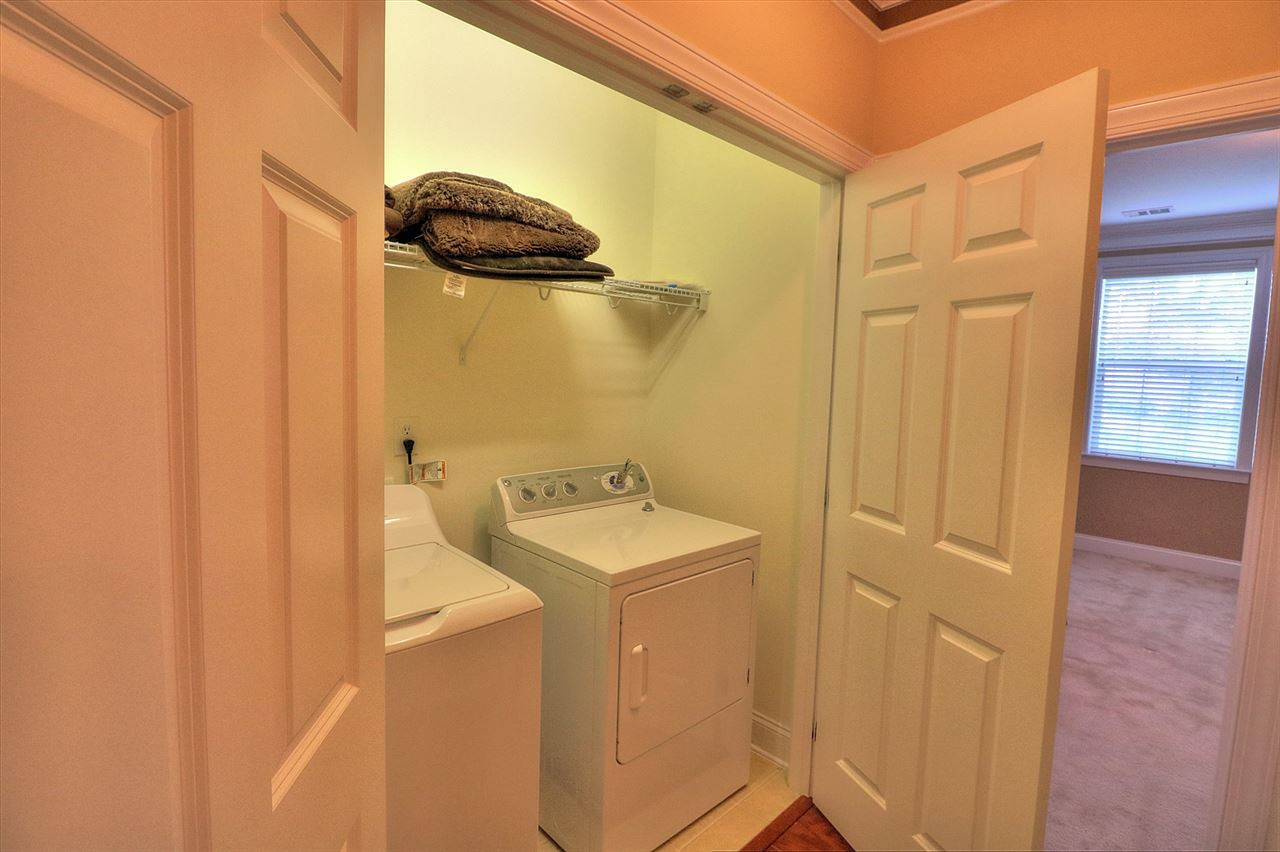 10410 Rosegate Court, Unit 304 Raleigh, NC 27617 - Photo 16 of 24 Photo 16