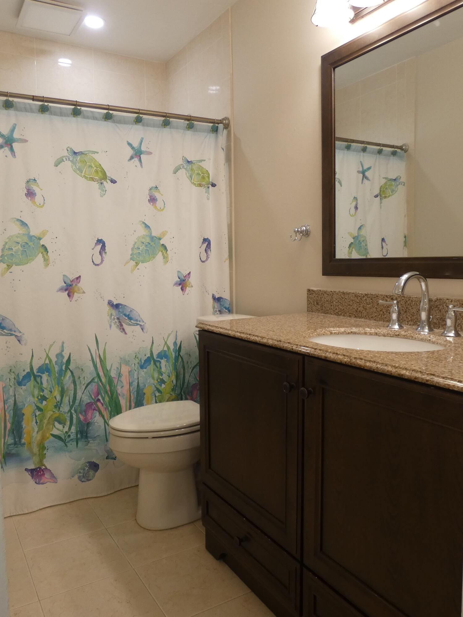10680 Emperor Street Boca Raton, FL 33428 - Photo 12 of 24 Guest bathroom