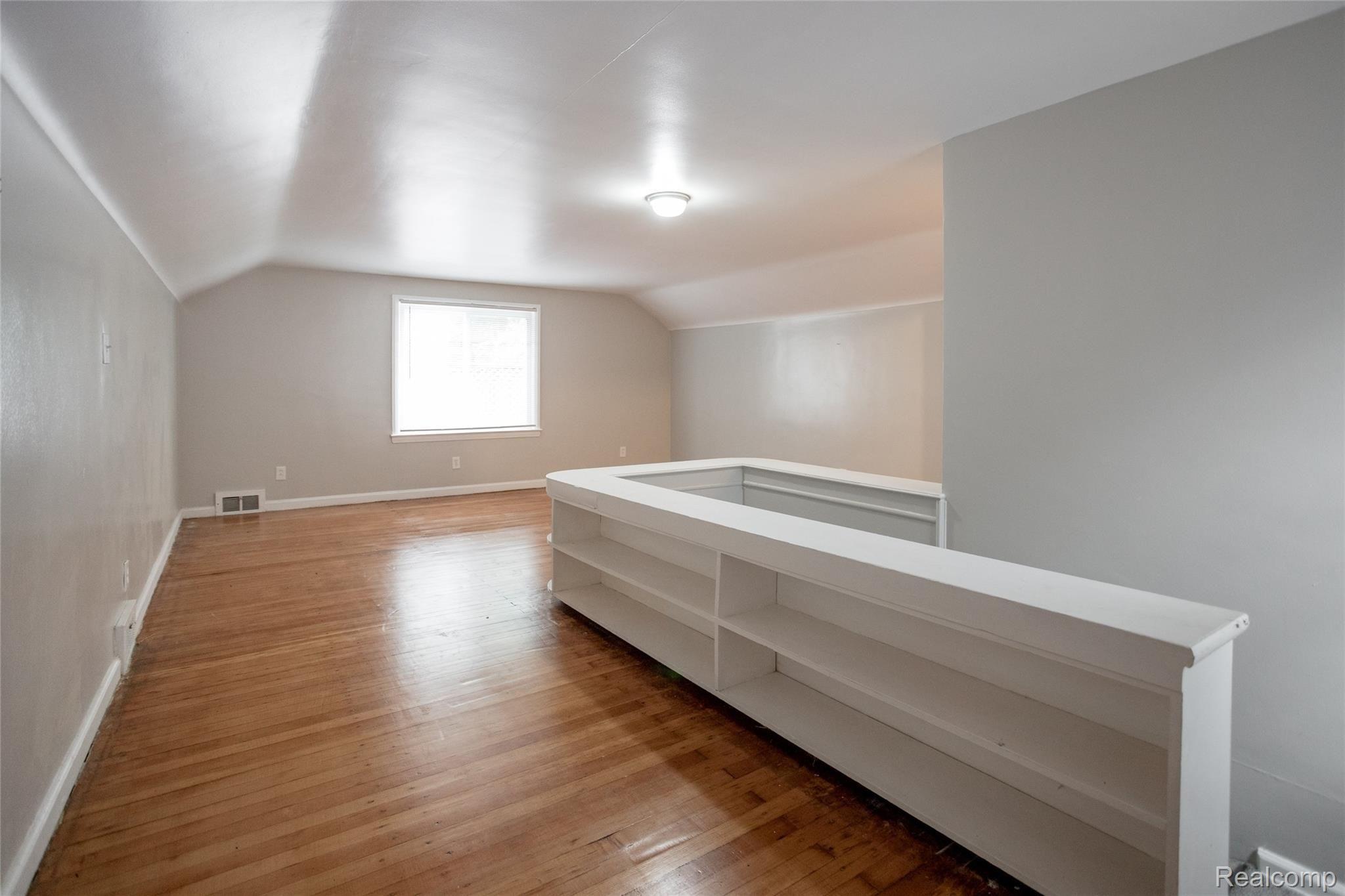 5928 Yorkshire Road Detroit, MI 48224 - Photo 19 of 31 5928Yorkshire-134.jpg