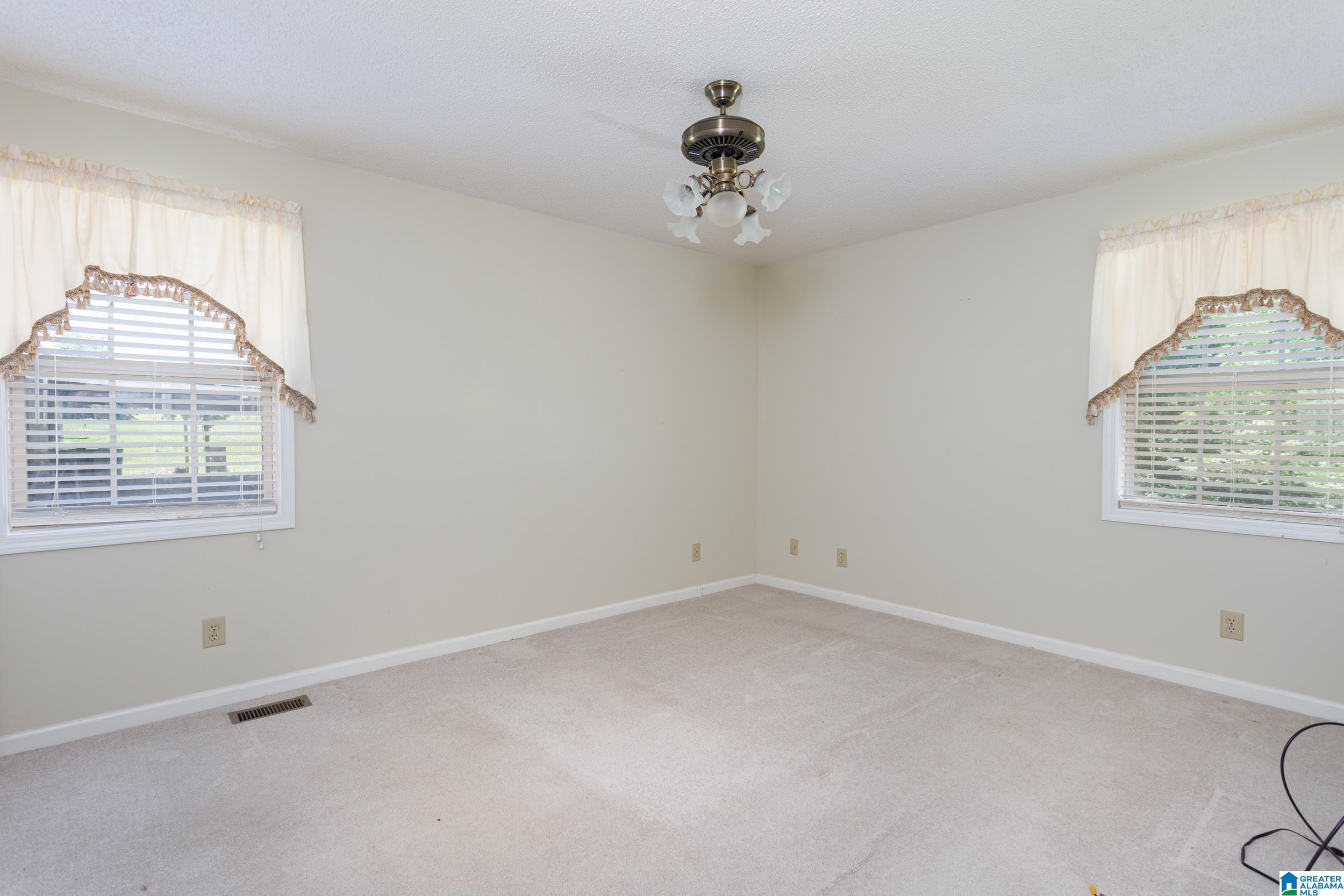 1045 Big Oak Road Ohatchee, AL 36271 - Photo 15 of 39