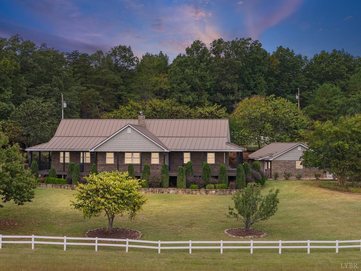1704 Dearing Ford Road Altavista, VA 24517 - Photo 1 of 82