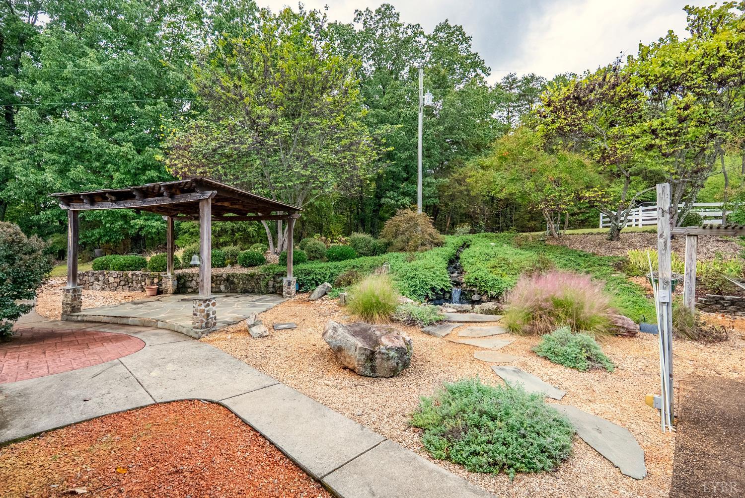 1704 Dearing Ford Road Altavista, VA 24517 - Photo 5 of 82