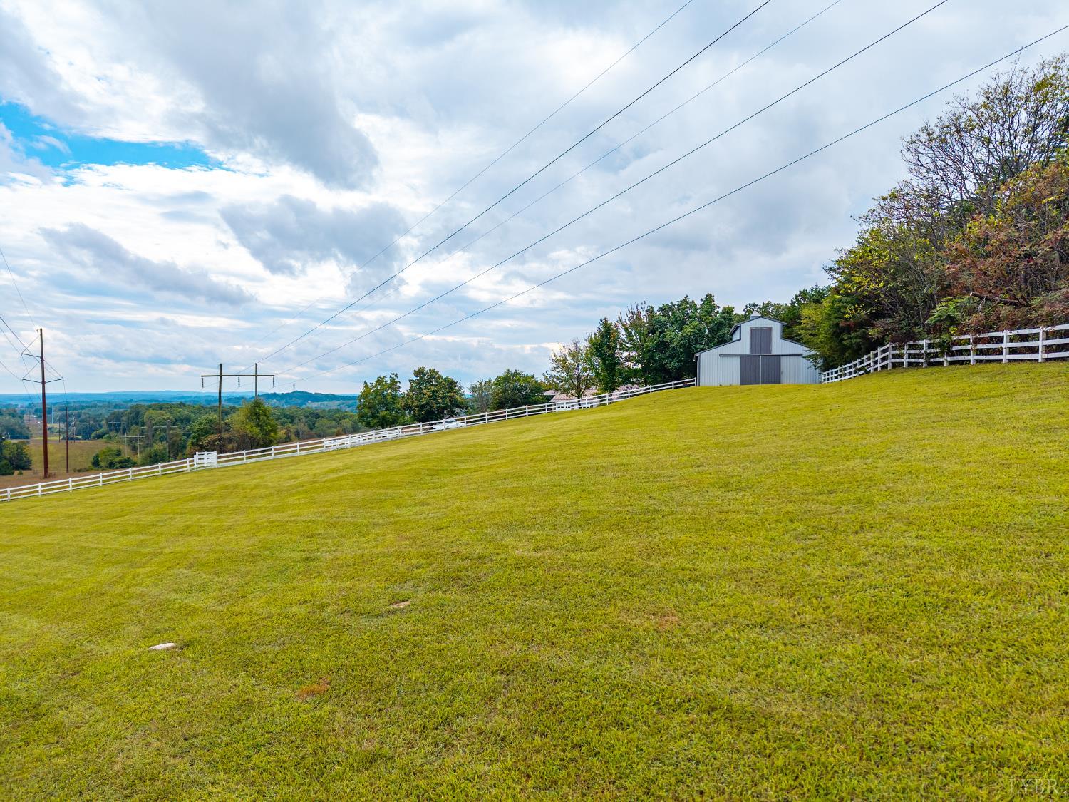 1704 Dearing Ford Road Altavista, VA 24517 - Photo 70 of 82 a view of an ocean view