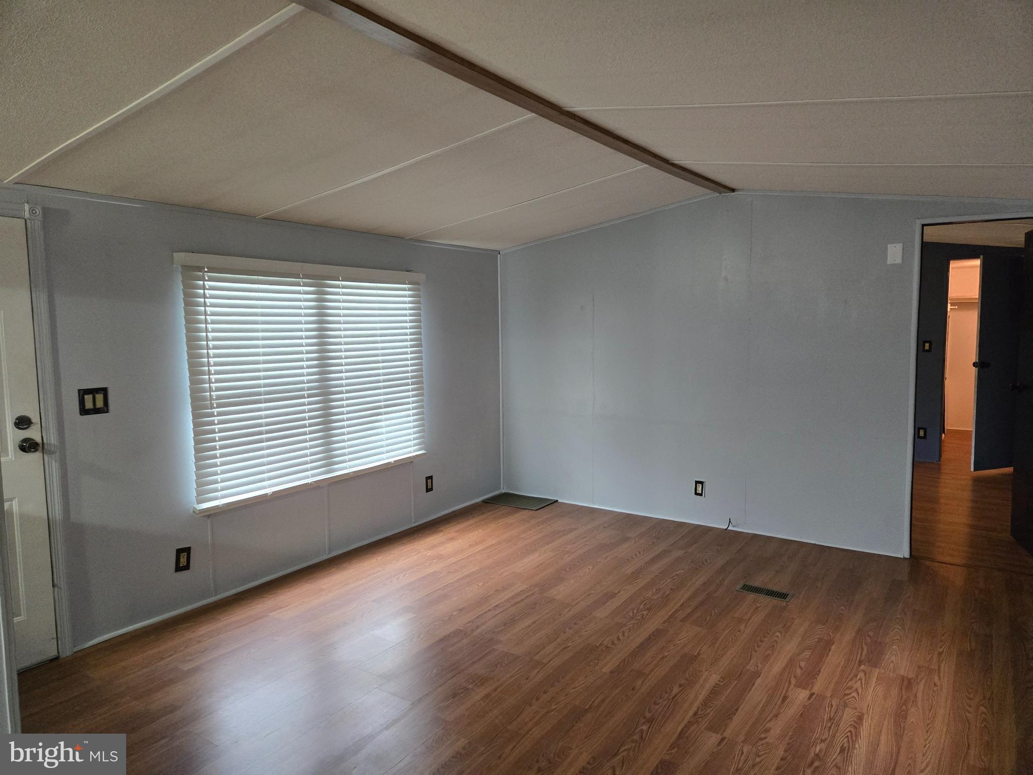 267 Mayflower Drive Buena, NJ 08310 - Photo 4 of 24