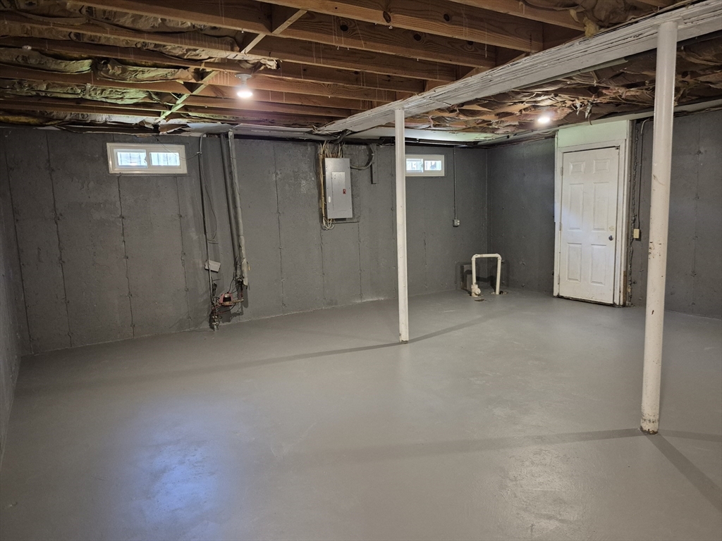 42 Peacevale Road, Unit 1 Boston, MA 02124 - Photo 17 of 21