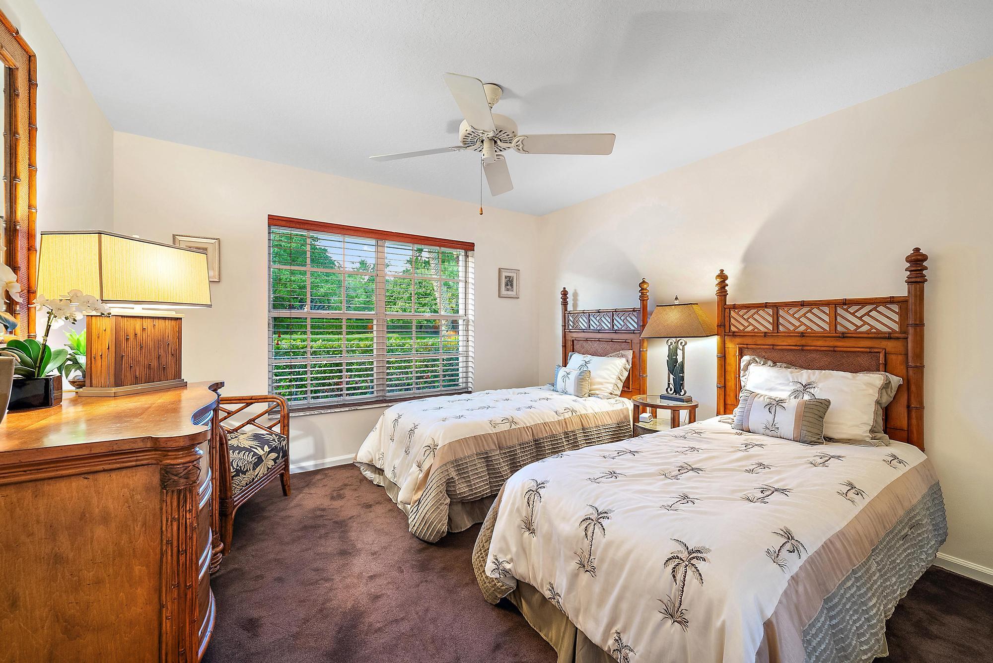 575 Masters Way Palm Beach Gardens, FL 33418 - Photo 20 of 42 Guest Bedroom