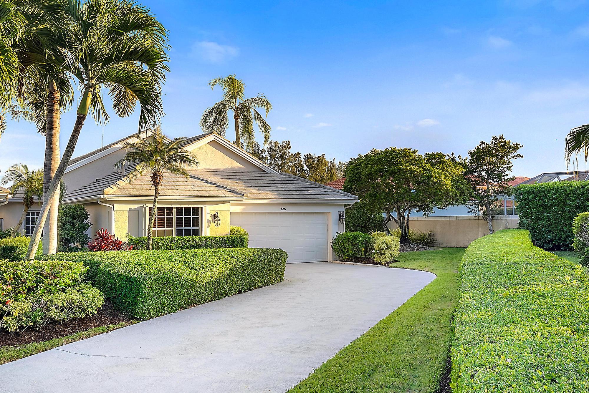 575 Masters Way Palm Beach Gardens, FL 33418 - Photo 23 of 42 Front Exterior
