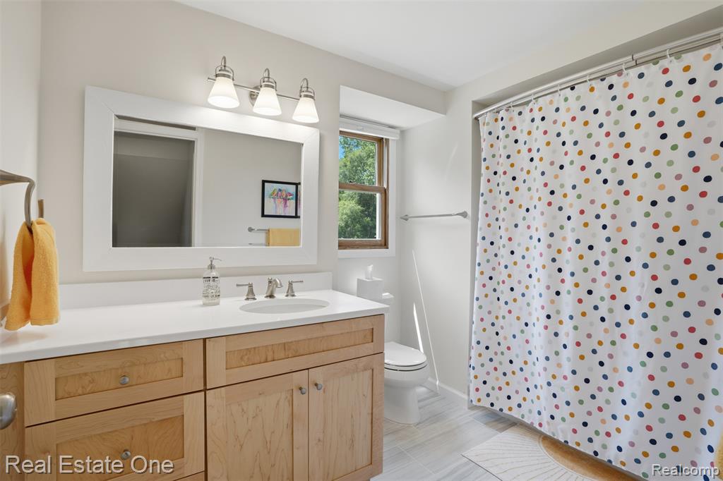 1765 Rowe Road Milford, MI 48380 - Photo 32 of 61