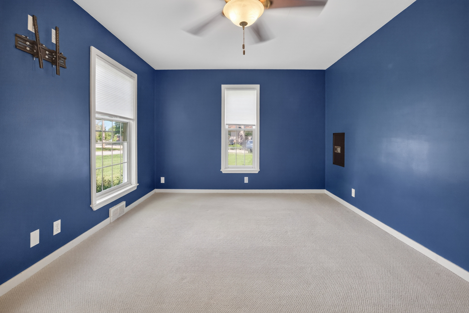 18 Mc Cormick Boulevard Normal, IL 61761 - Photo 15 of 25 a view of an empty room with a window