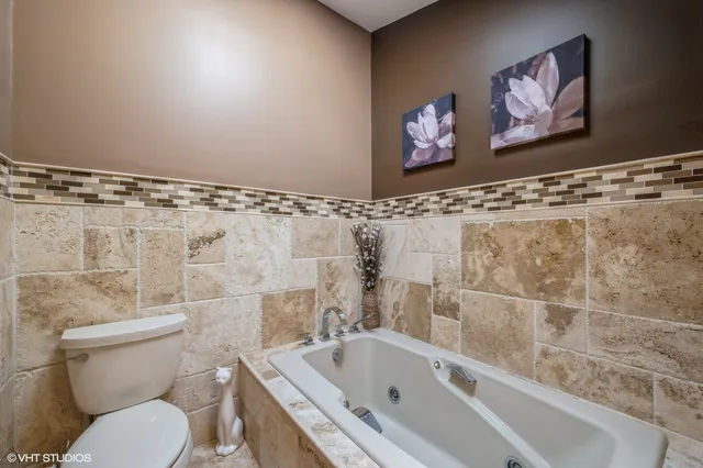 $550,000 | 2530 Donald Court, Glenview, IL 60025