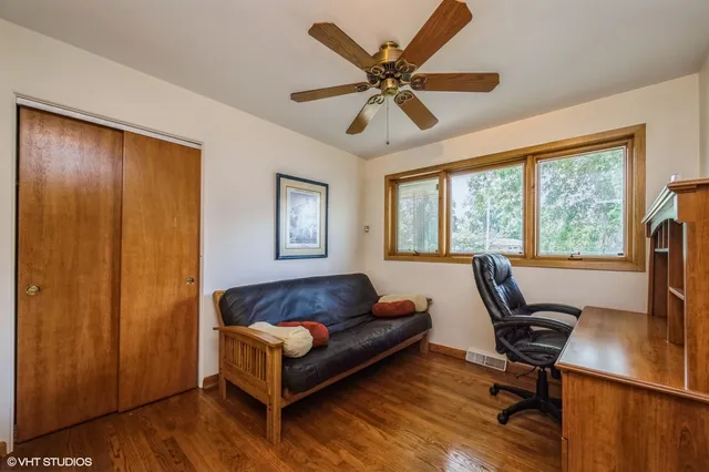 $550,000 | 2530 Donald Court, Glenview, IL 60025