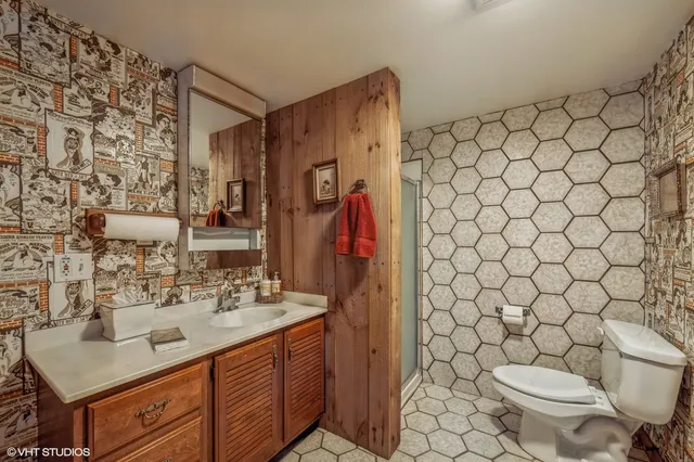 $550,000 | 2530 Donald Court, Glenview, IL 60025