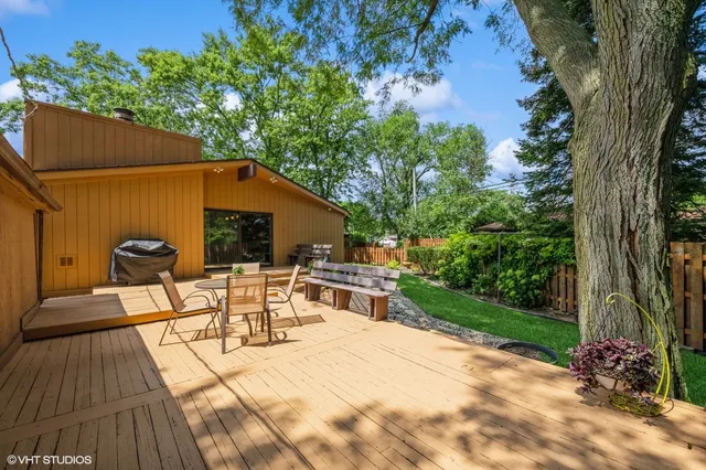 $550,000 | 2530 Donald Court, Glenview, IL 60025