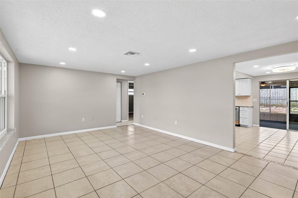 8915 Sterling Lane Port Richey, FL 34668 - Photo 4 of 28