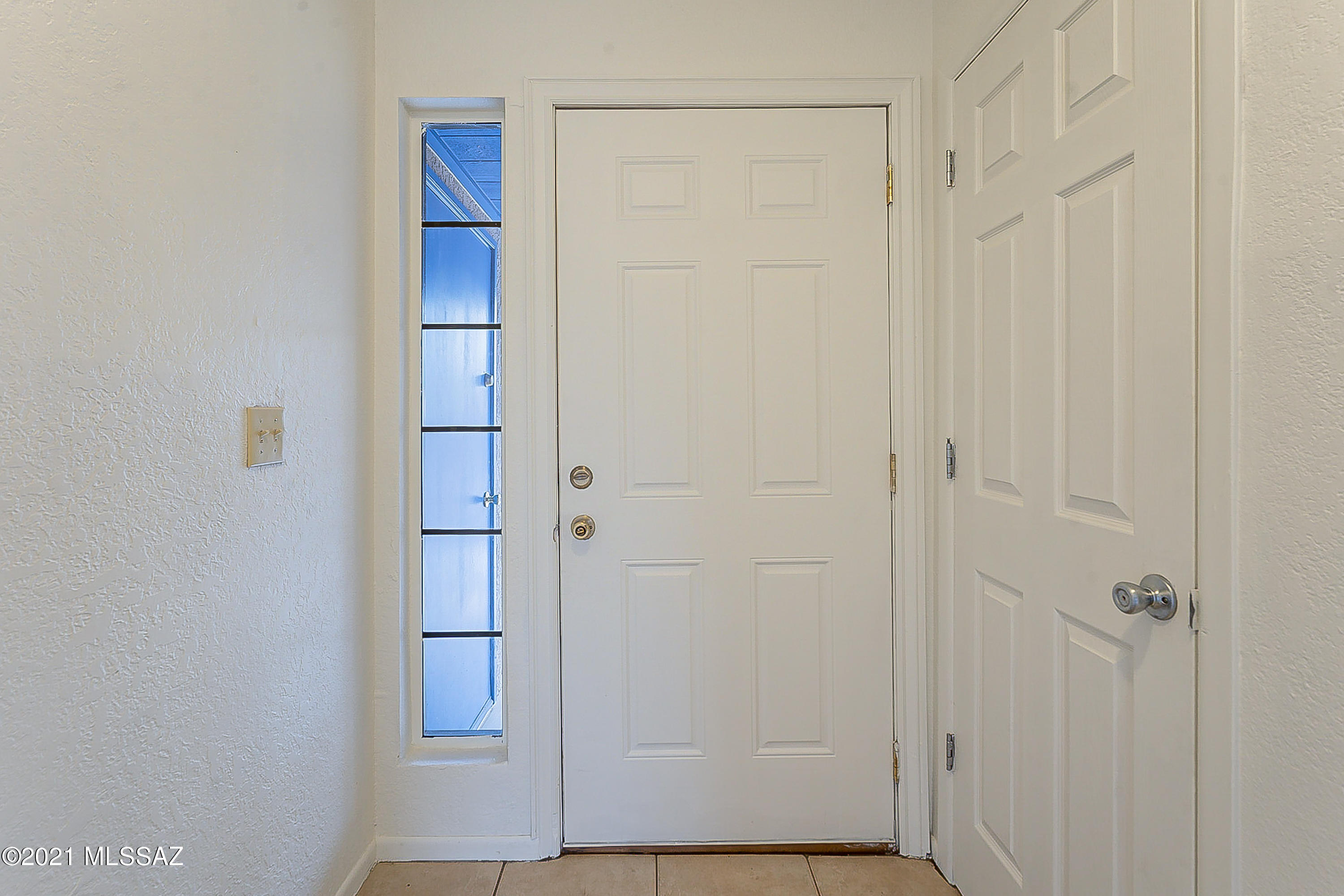 216 East Pastime Road Tucson, AZ 85705 - Photo 12 of 49